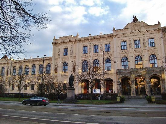 Staatsmuseum voor ethnologie